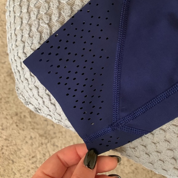 lululemon crop - Picture 3 of 4